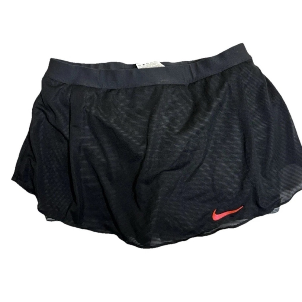Nike Performance Athletic Skirt with Logo in Medium